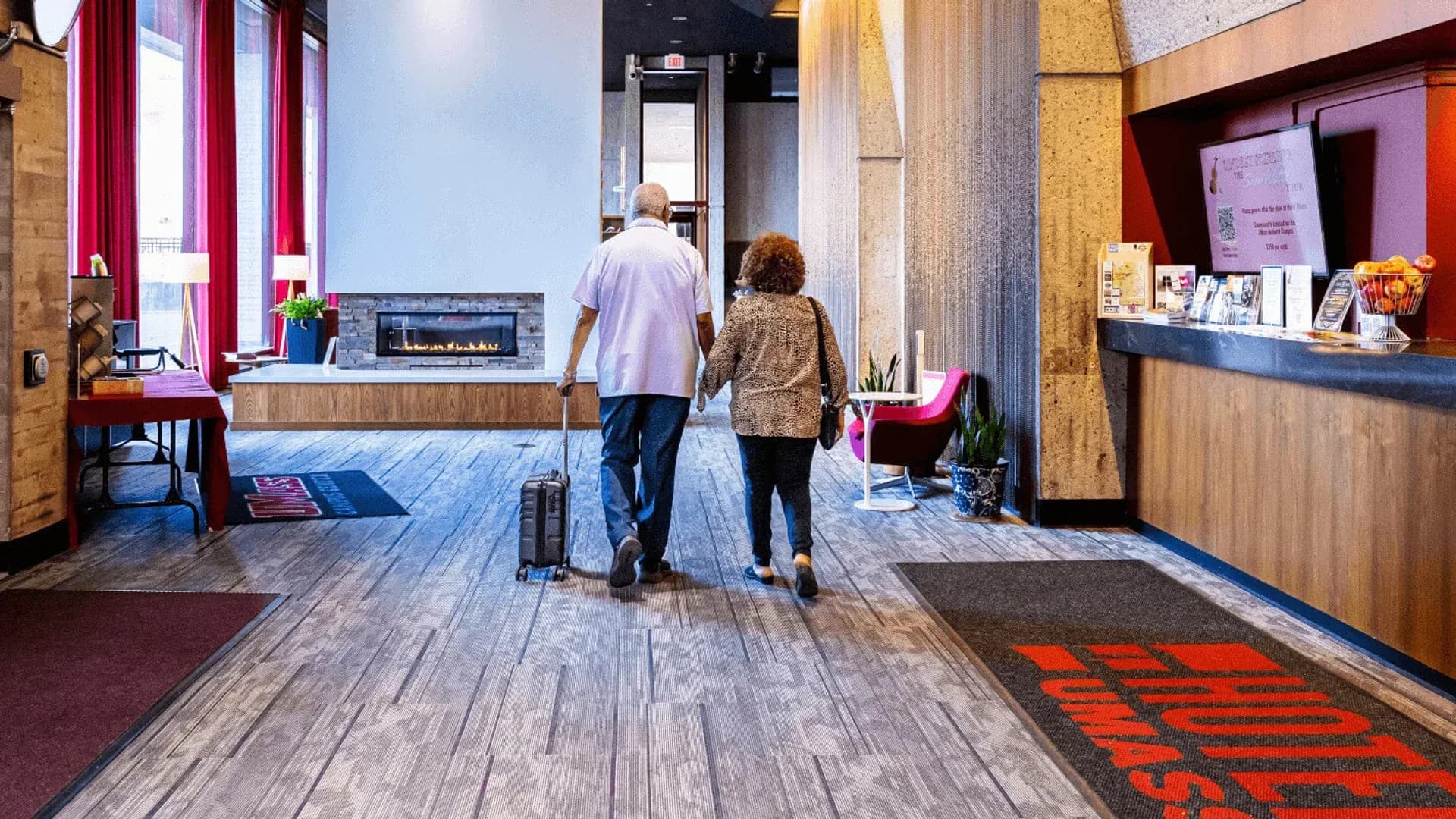 Hotel UMass lobby